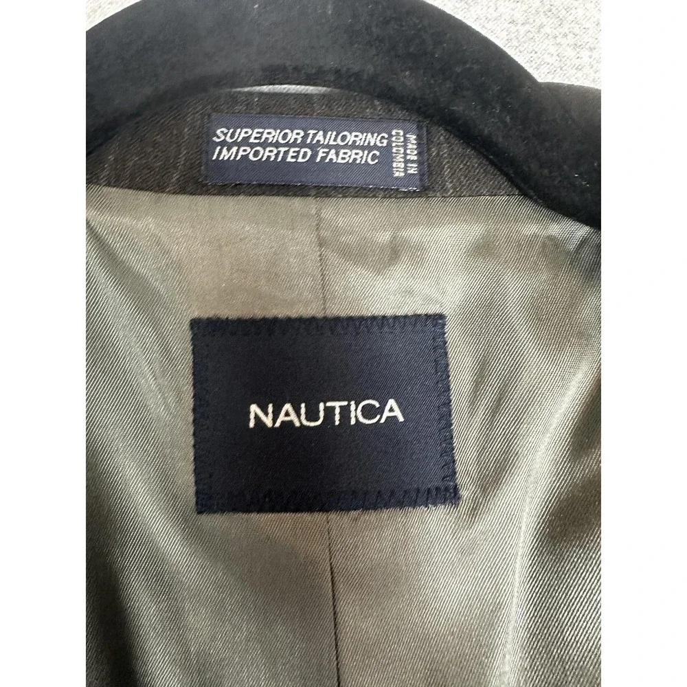 Nautica Blazer Mens 40R Charcoal Gray Pinstripe Wool Two Button Center‎ Vent